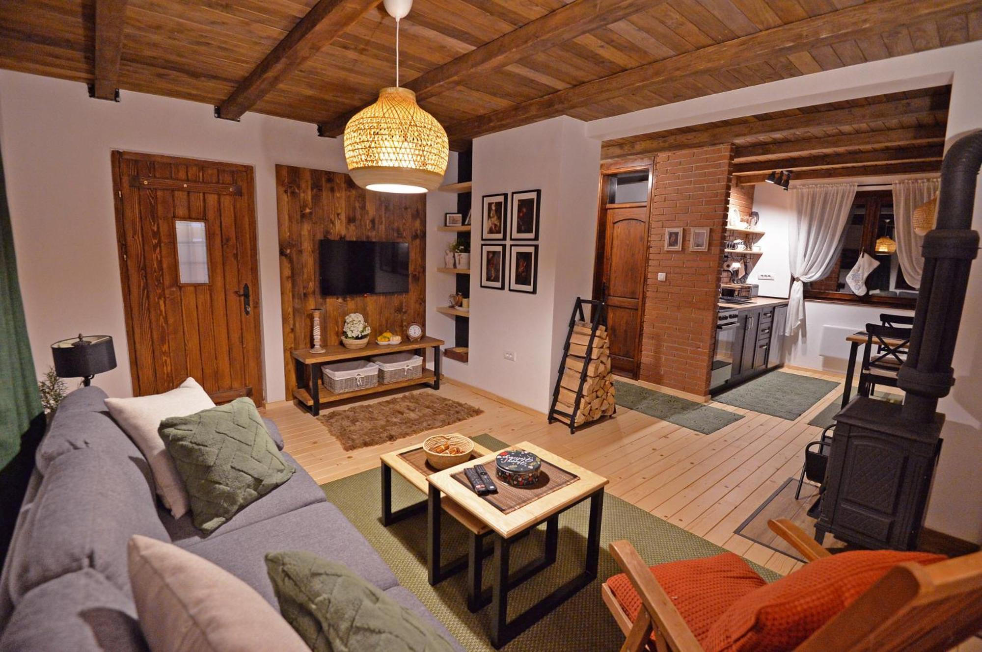 Pahulja Apartment *